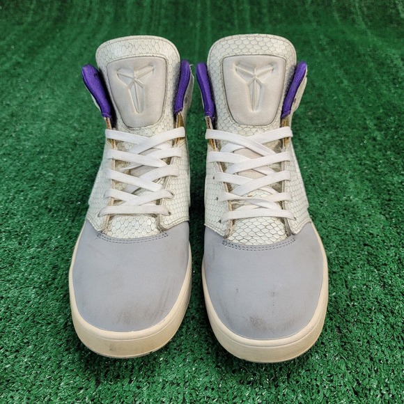 Nike Kobe 9 Men's Size 9 Shoes Lifestyle Wolf Grey White Mamba 630774-001 - Picture 3 of 13